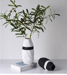 Contrast Ribbon Textured Ceramic Vase